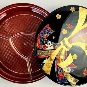 Vintage - 10" Diameter - Lacquerware Japanese Divided Dish